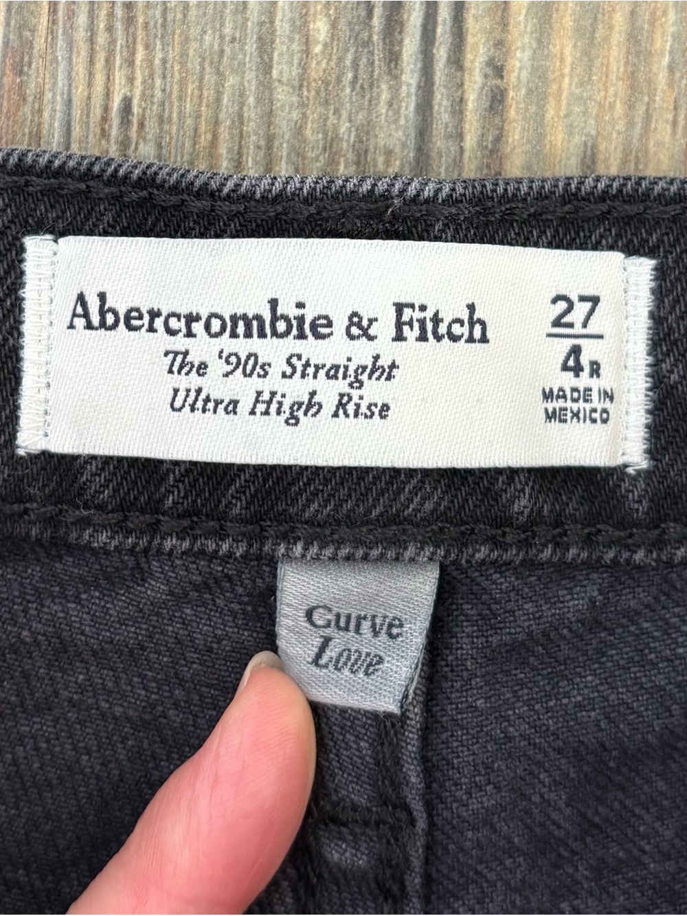 Abercrombie & Fitch 90’s Straight Ultra High Rise Curve Love Black Jeans 27/4R - Picture 4 of 14
